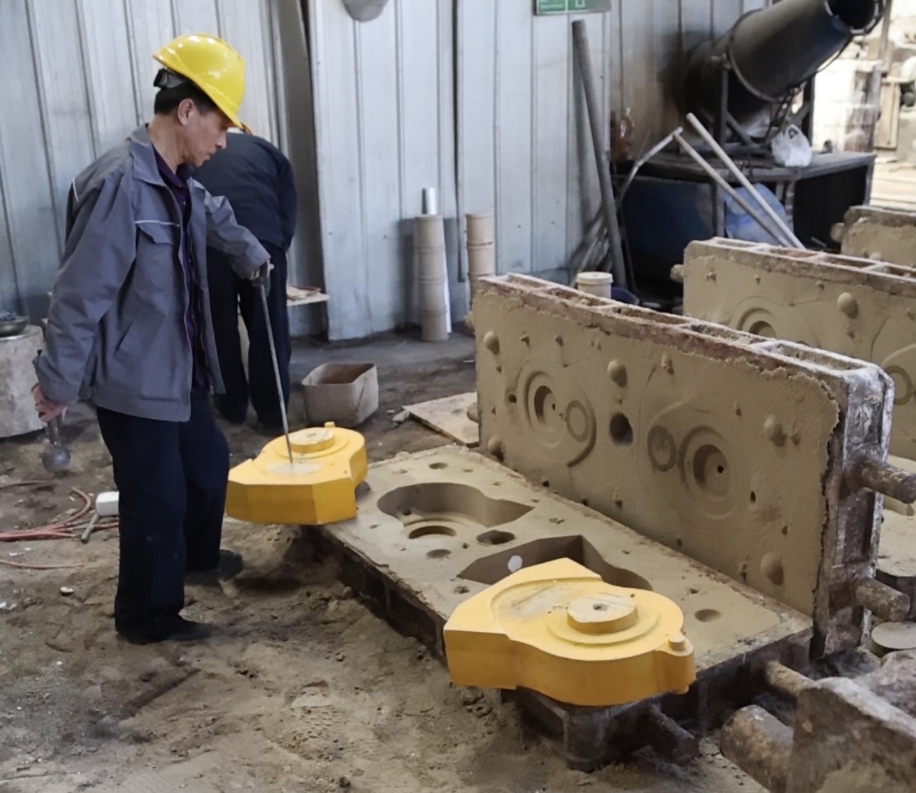 High Manganese Steel Hammer Molding Process